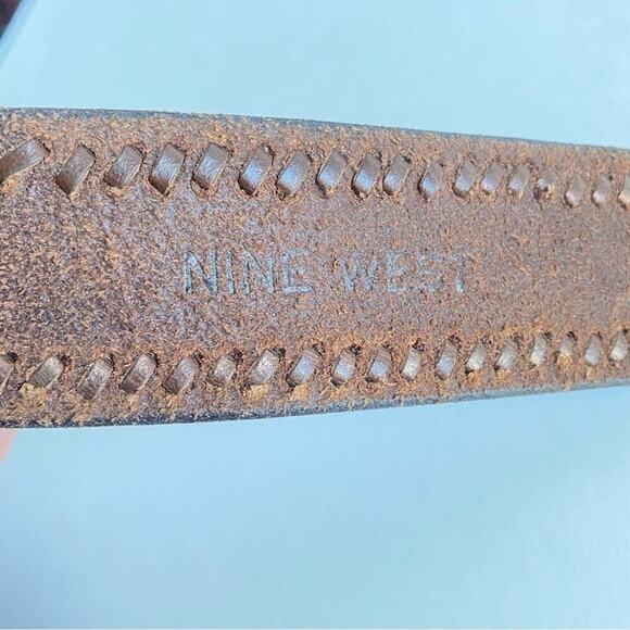 Vintage Brown Leather Belt with Cream Buckle - Picture 7 of 8